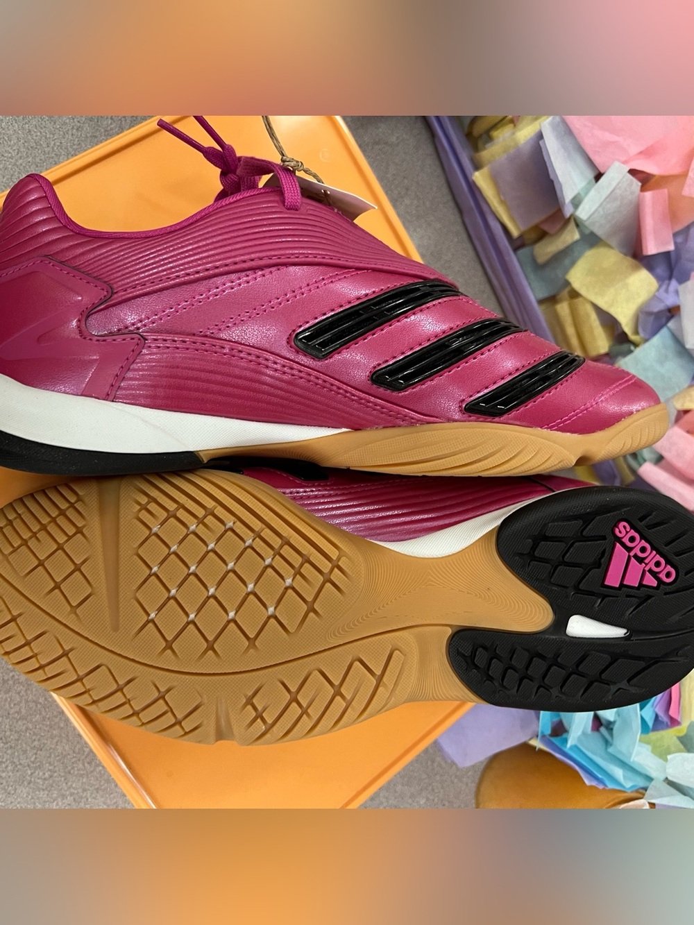 adidas PREDATOR Sala Sz 8 in Semi Lucid Fuschia Pink - Picture 9 of 14